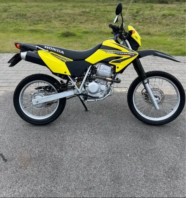 Honda tornado linda