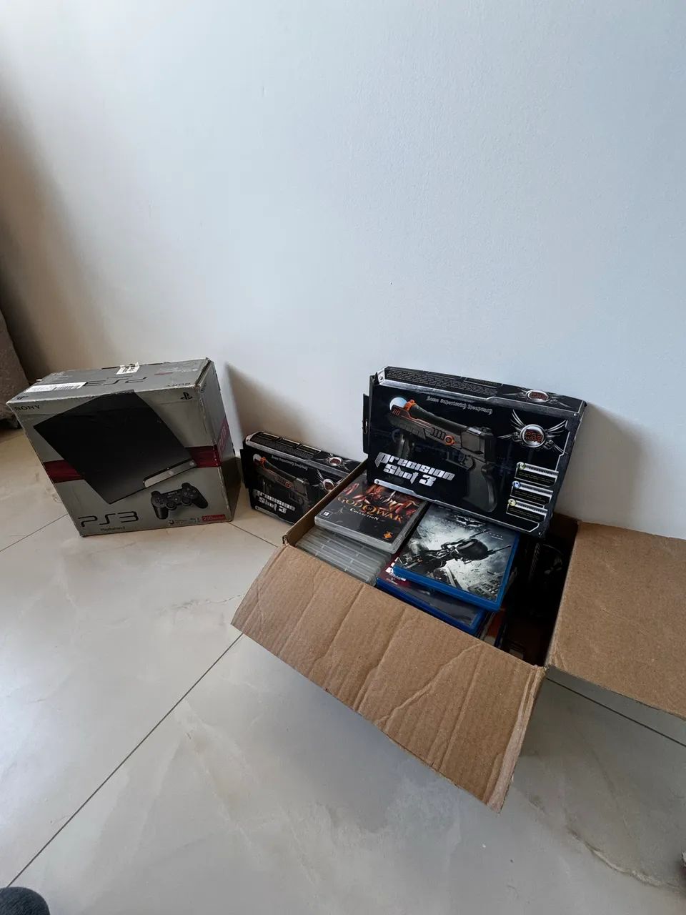 PS3 Desbloqueado  mais jogos e acessórios - Foto 3