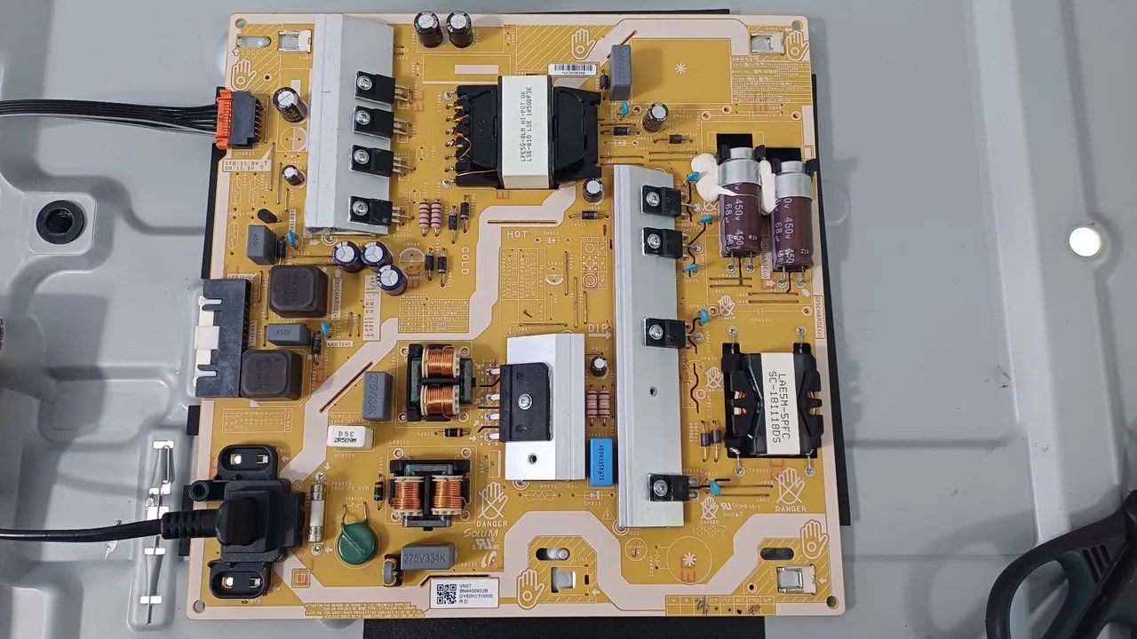 Placa fonte UN55NU7100G 