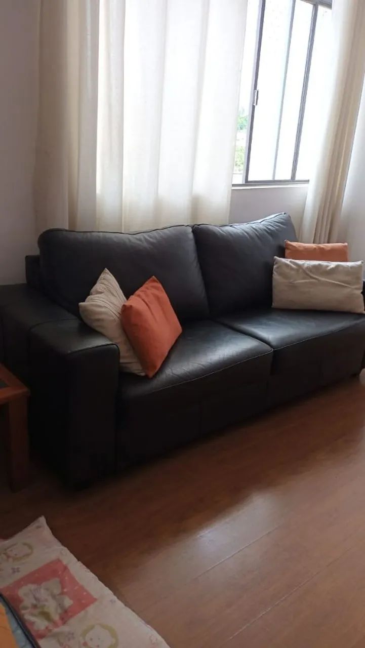 Sofá em couro preto - Foto 4