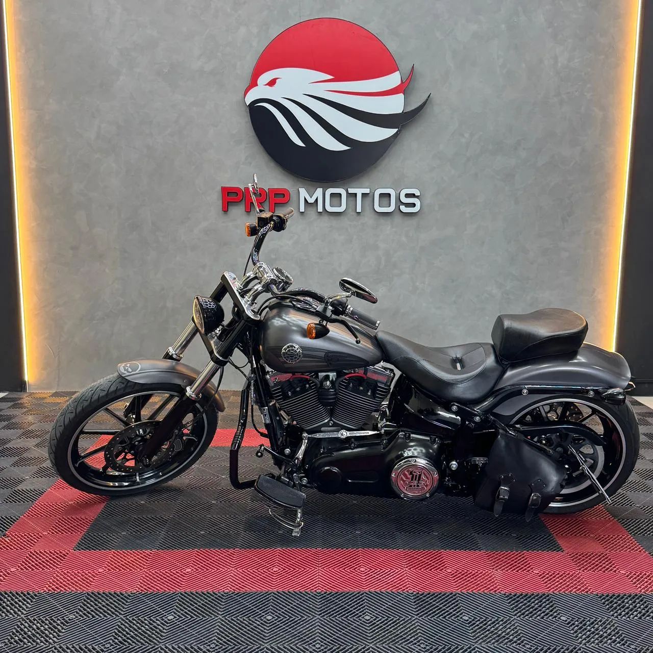 Harley-Davidson SOFTAIL BREAKOUT FXSB - Foto 4