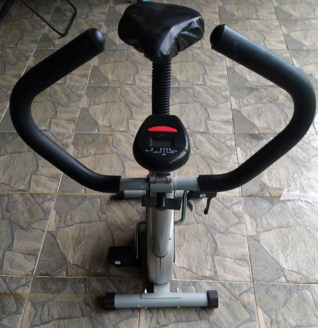 Bicicleta ergométrica  - Foto 3