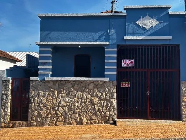 Aluguel  Casa no Centro Araguari  3 quartos garagem