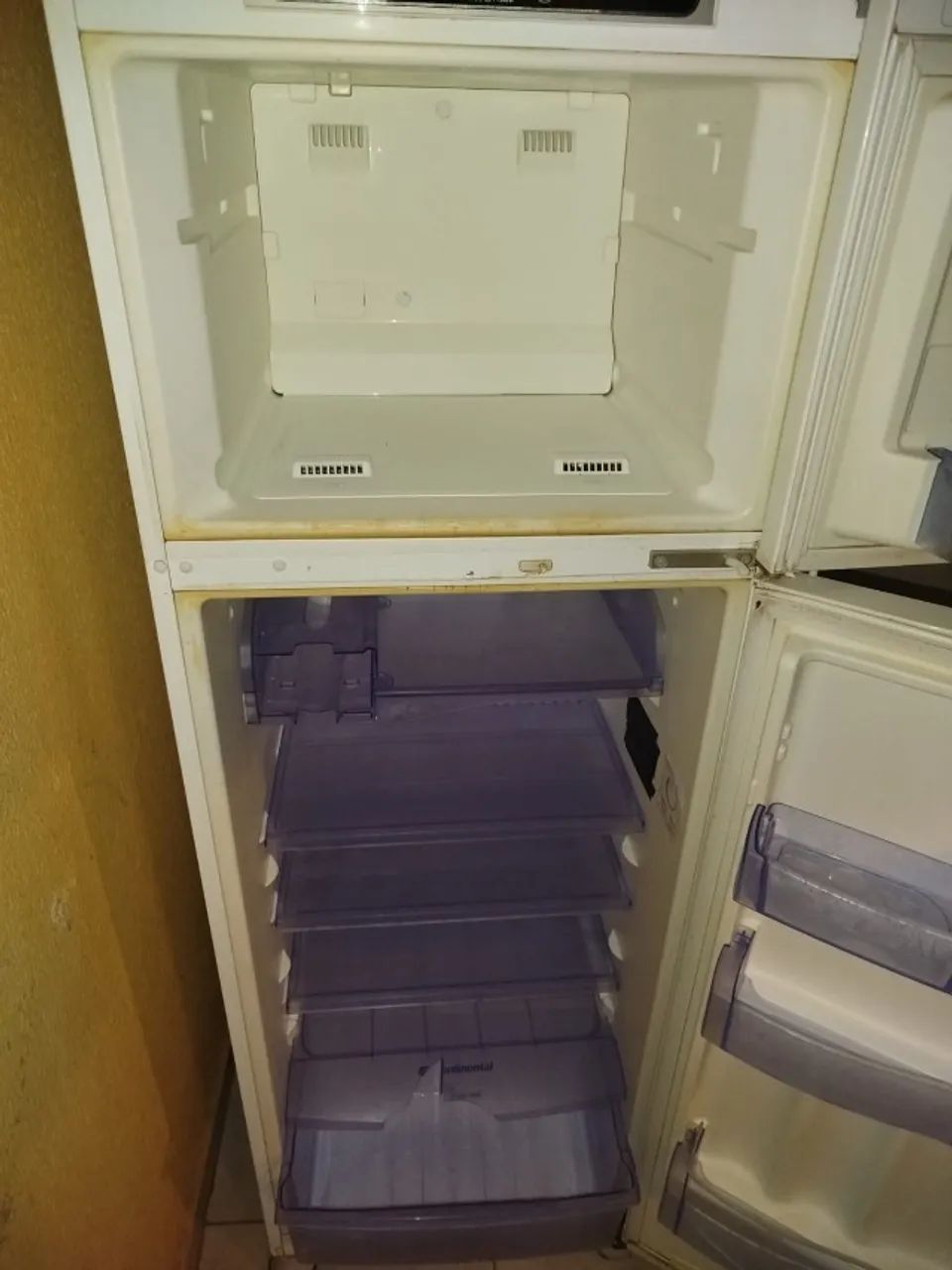 Geladeira usada duas portas  - Foto 4