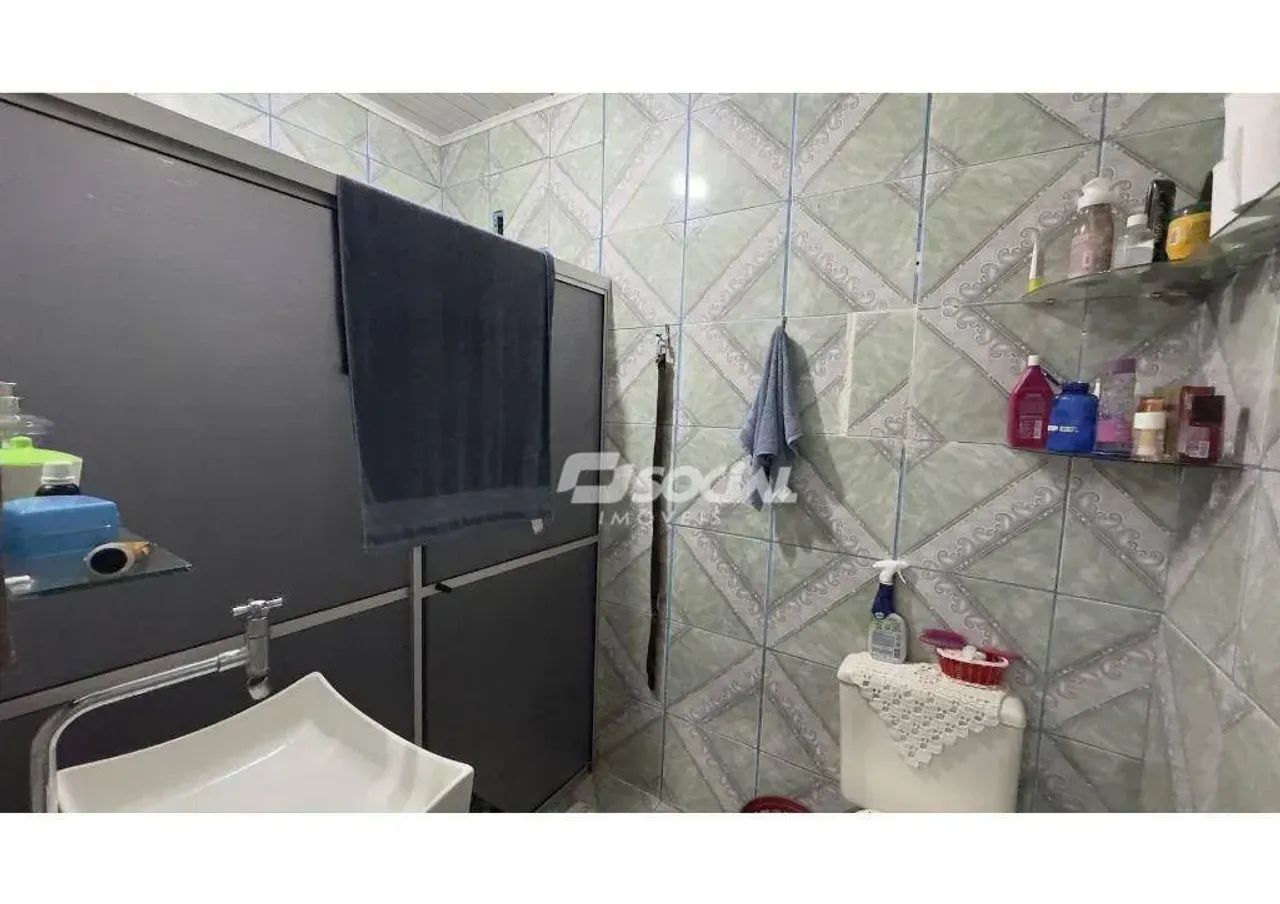 Excelente casa com 3 Quartos e 1 Ponto comercial no Bairro Eletronorte - Foto 3