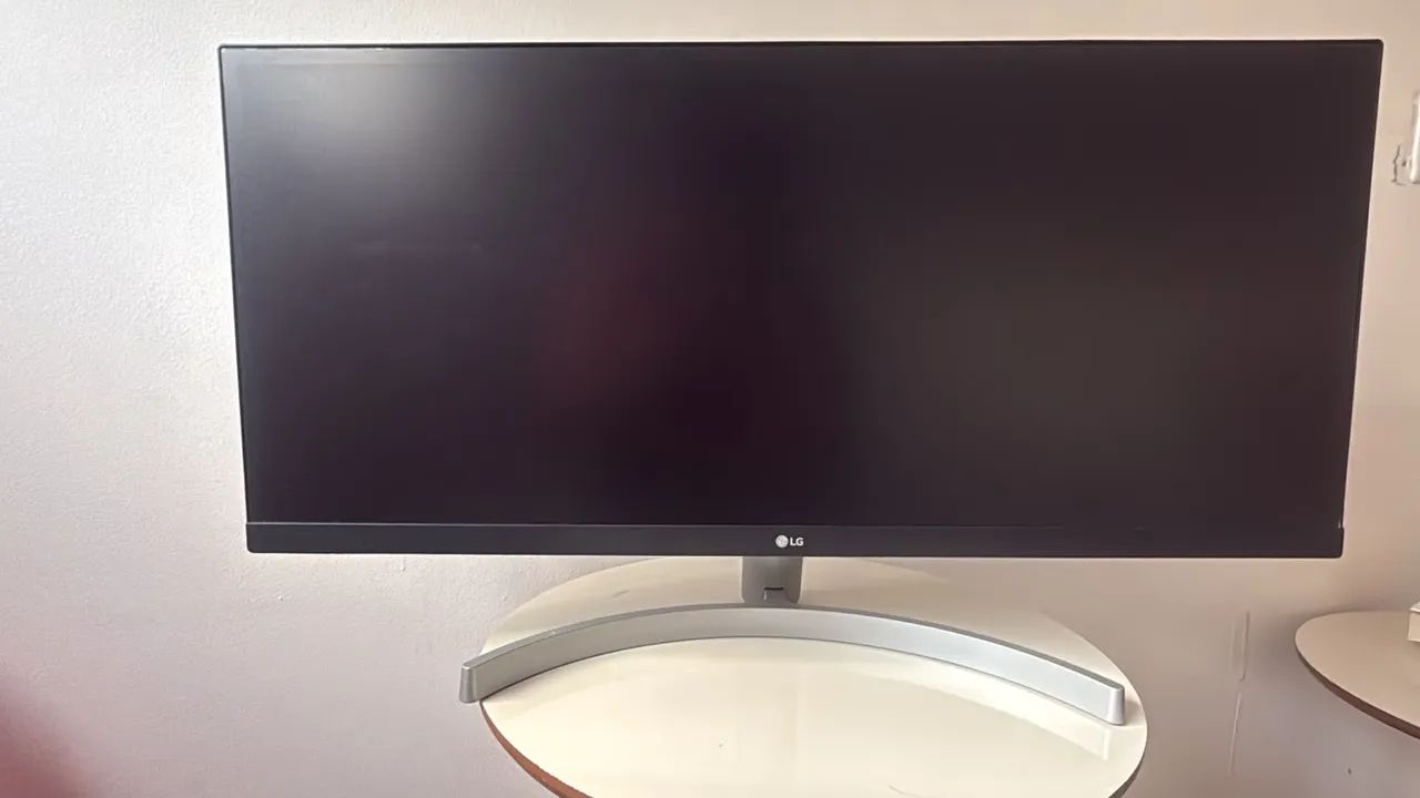 Monitor LG UltraWide 29? - Modelo 29WK600-W