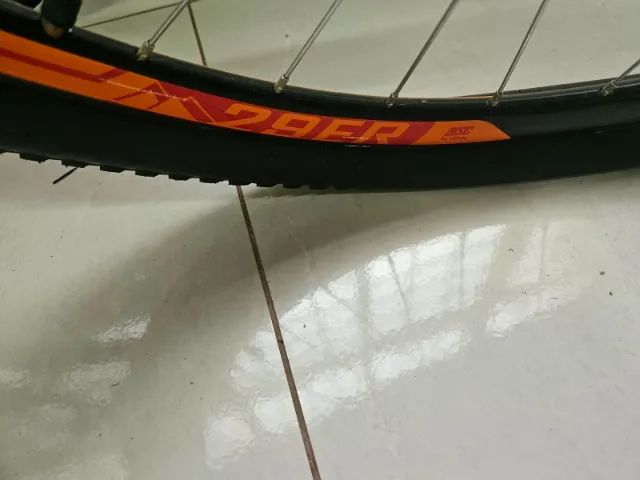 Bicicleta CALOI Vulcan aro 29 - Foto 2