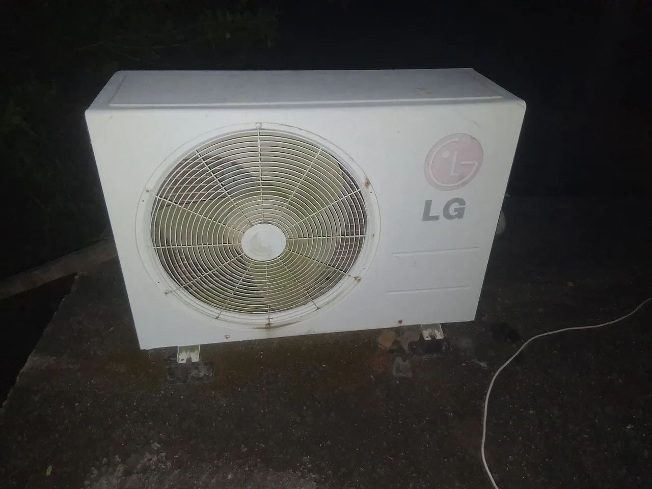 AR CONDICIONADO LG 24000 btus