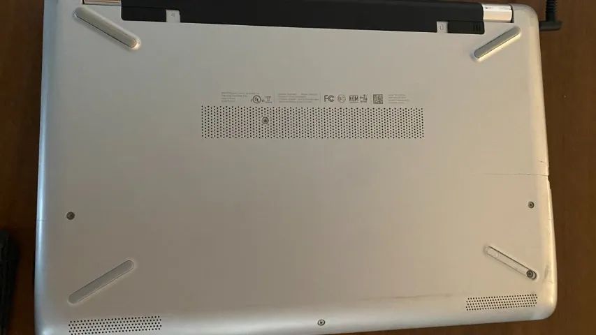 HP Laptop 15-bs0xx Intel Core i5-7200U 8GBRAM 240GB SSD (Kingston