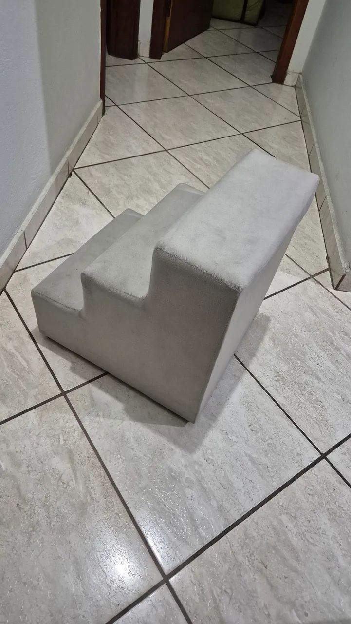 Escada pet sem uso437443666673684481