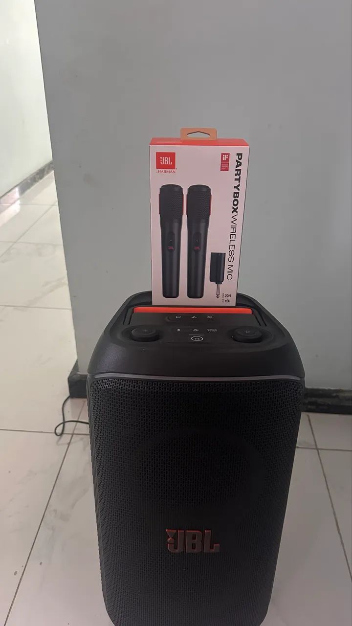 JBL PartyBox club120 com microfones  - Foto 2
