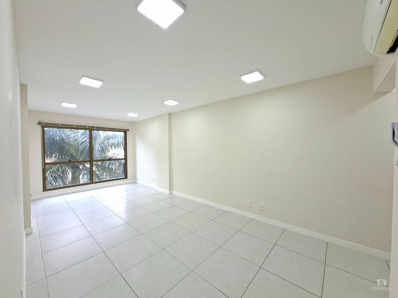 Sala para alugar no The Place Office Trindade - Foto 2