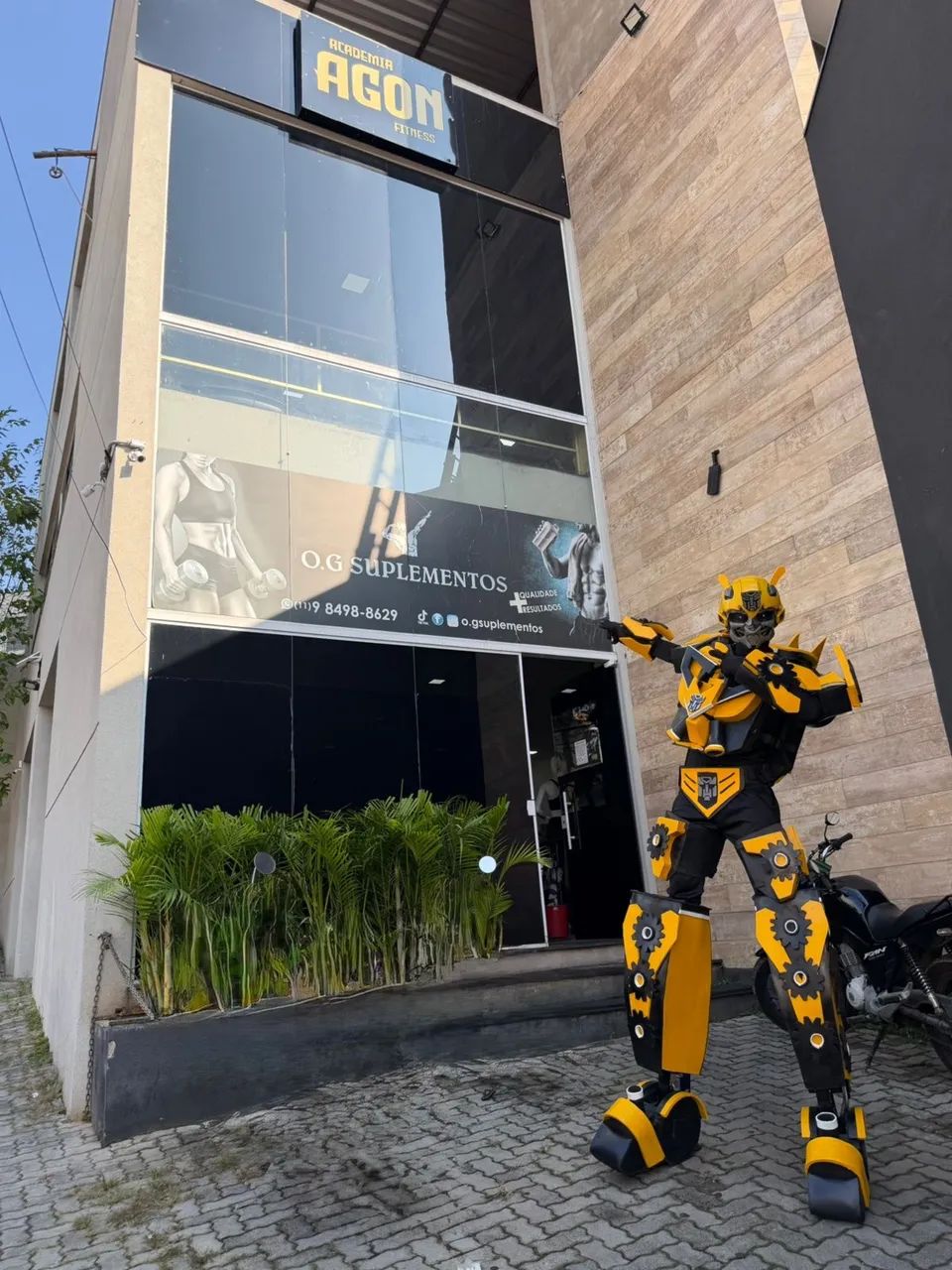 Robôs para animar sua festa  - Foto 4