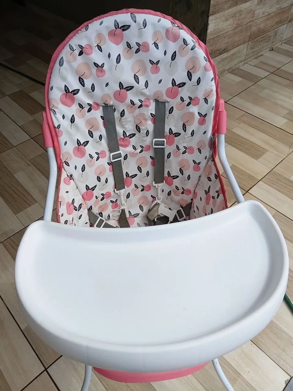 Cadeirinha de alimentação 