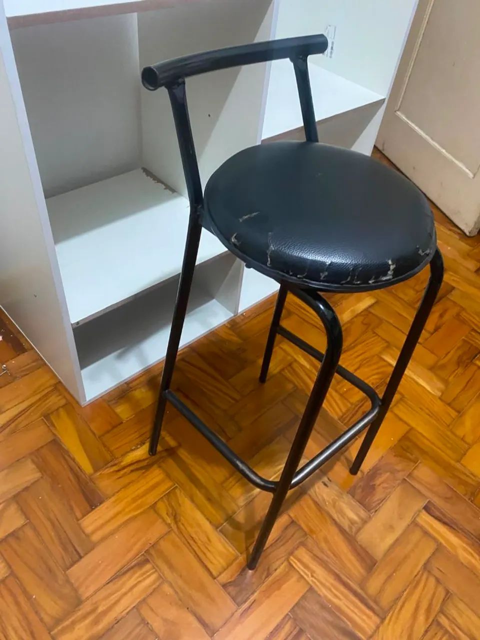 Cadeira de barbeiro profissional  - Foto 2