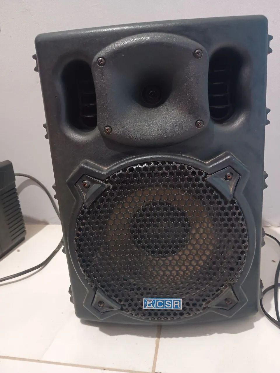 Vende-se caixa de som ativa  - Foto 4