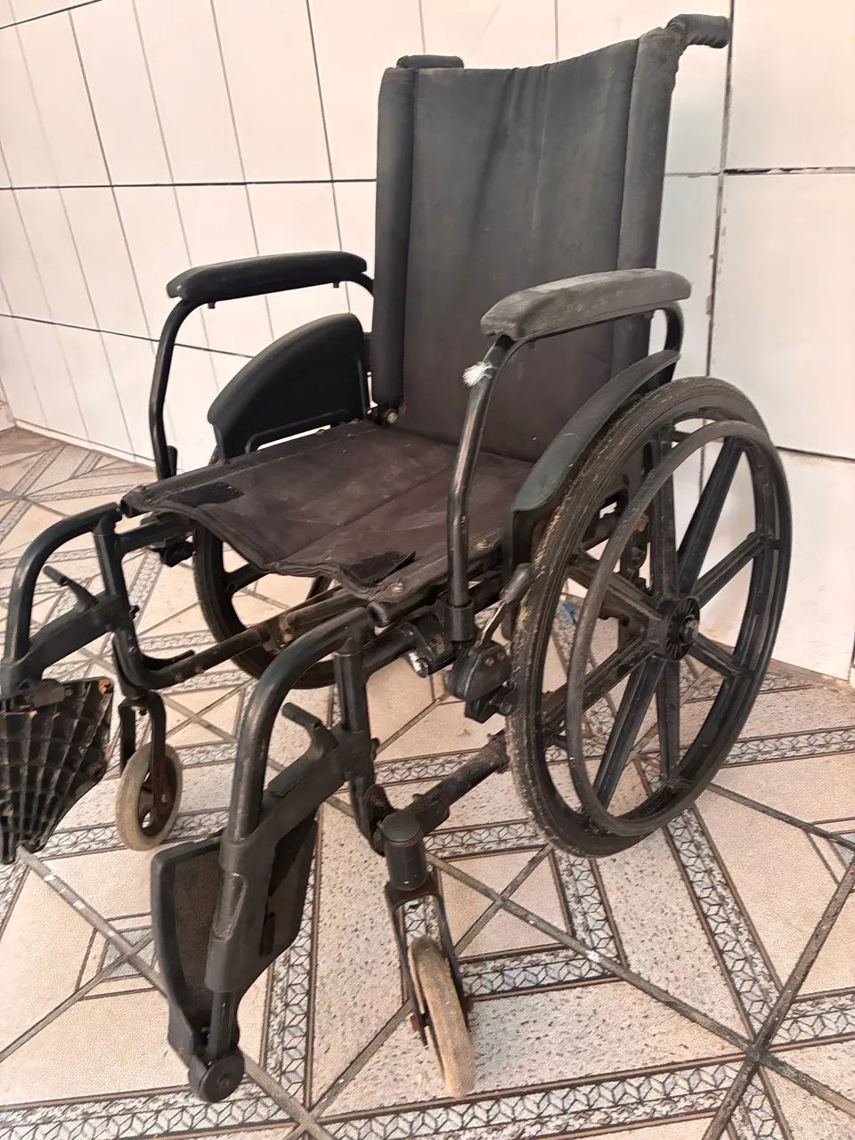 Cadeira de rodas  - Foto 2