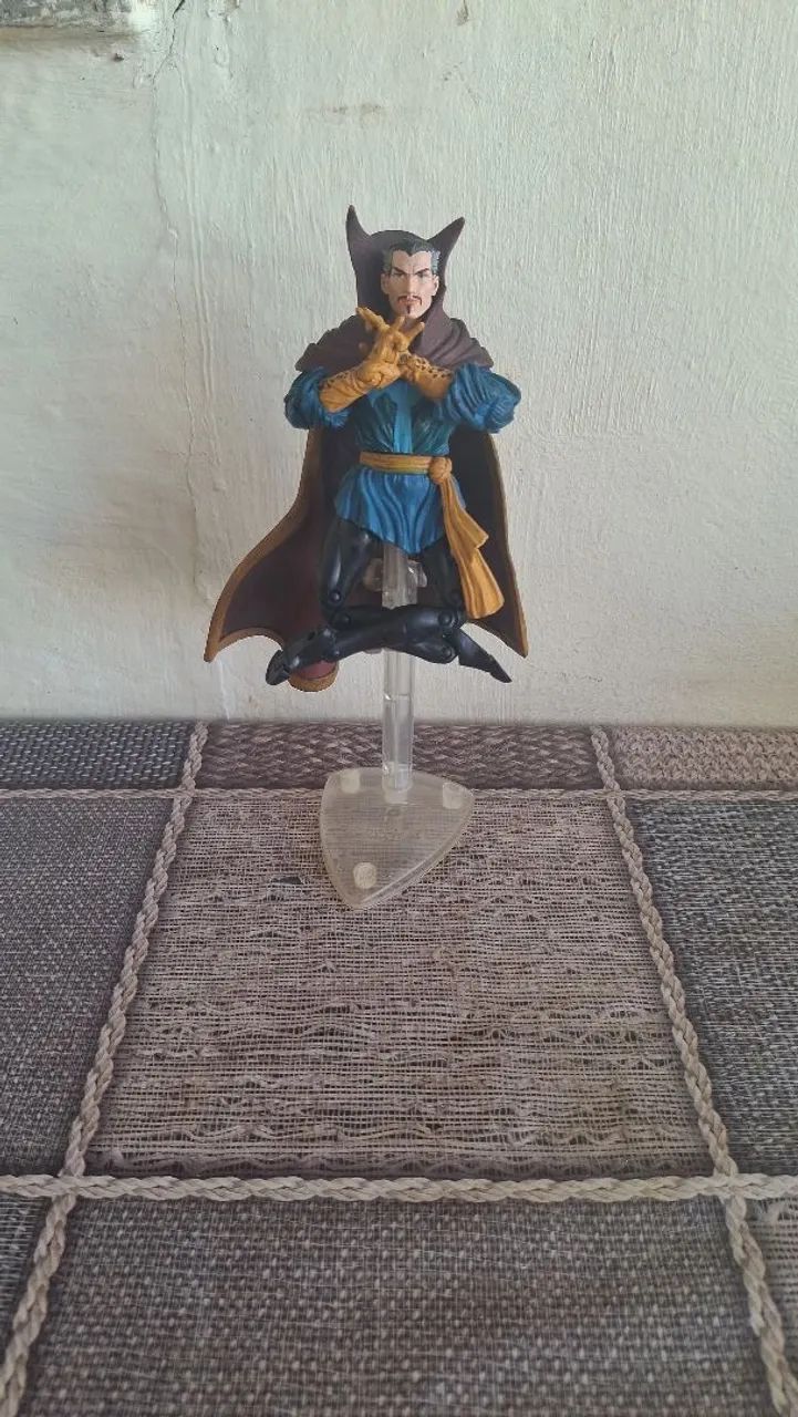 Doutor estranho Marvel Legends Toybiz 