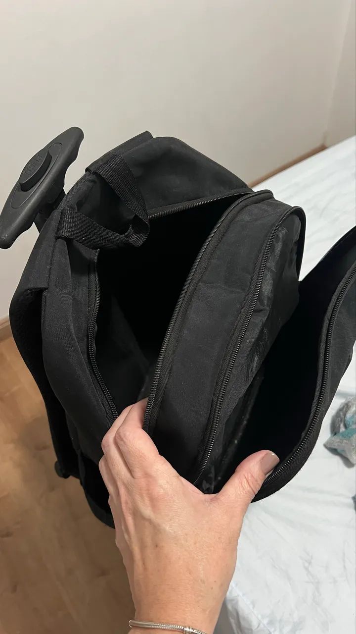 Mochila escolar de rodinha  - Foto 5