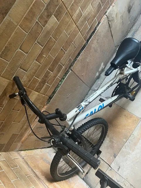 Bicicleta Caloi Aro 20 - necessita reparos - Foto 2