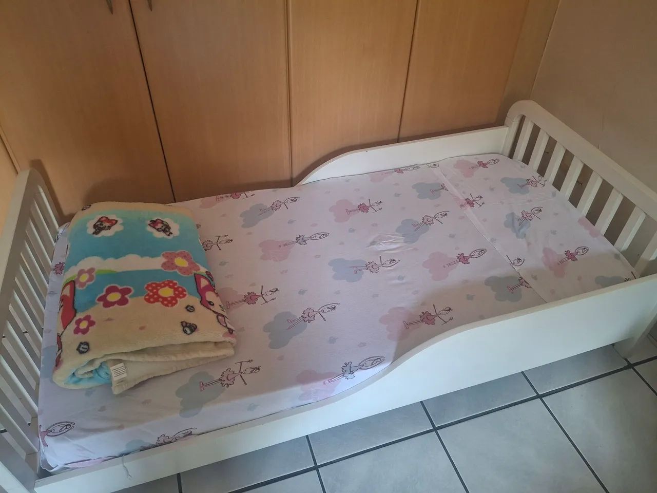 Cama infantil da Tok Stok Branca