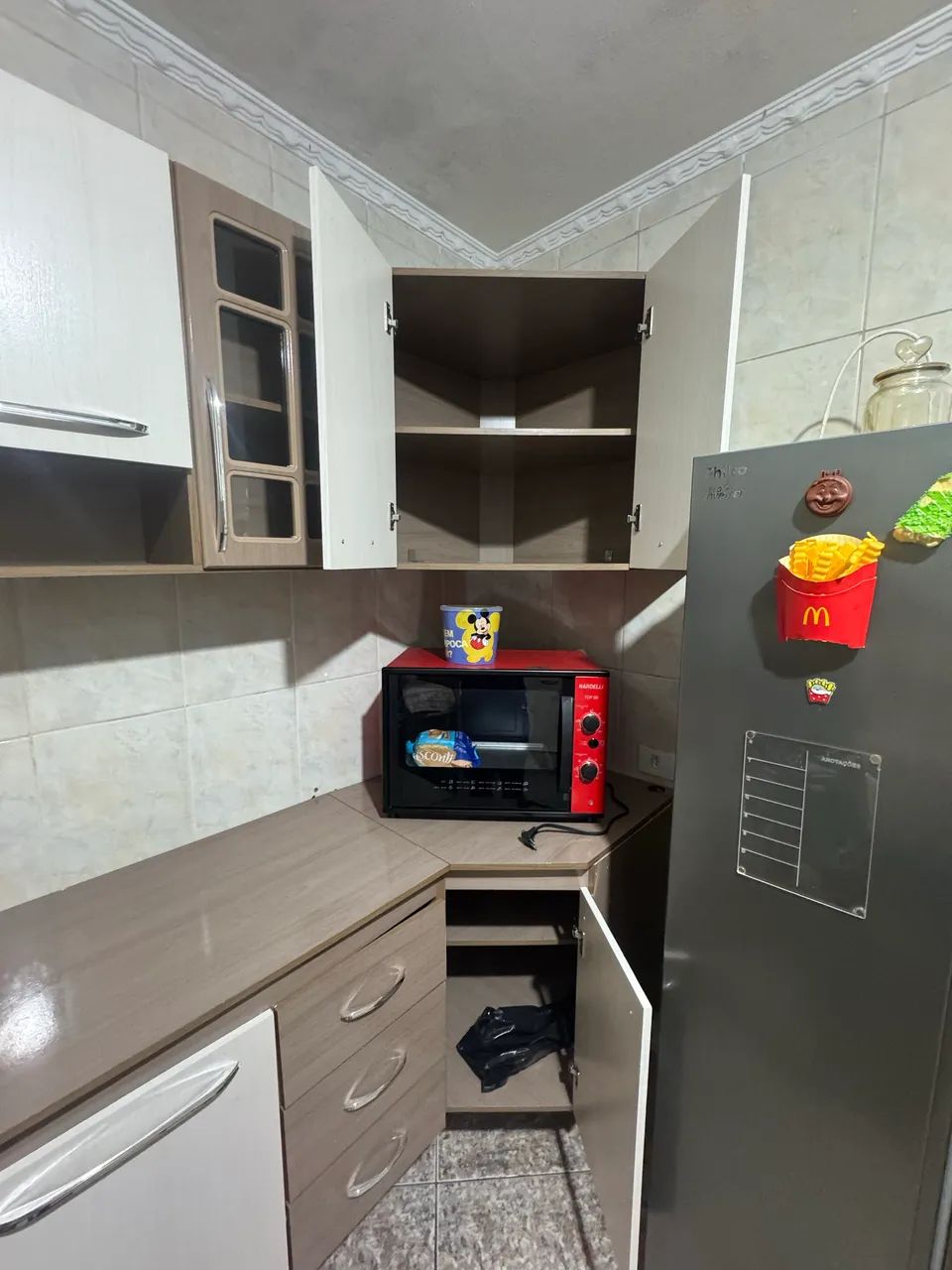estou vendendo esse armário, estou de mudança anunciando ele barato para vender logo   - Foto 6