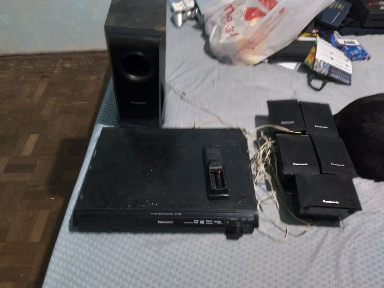 DVD HOME THEATER SOUD SYSTEM SA-PT160 PANASONIC