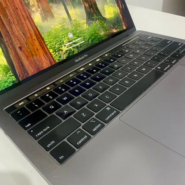Macbook Pro 2019 com Touch Bar - Foto 3