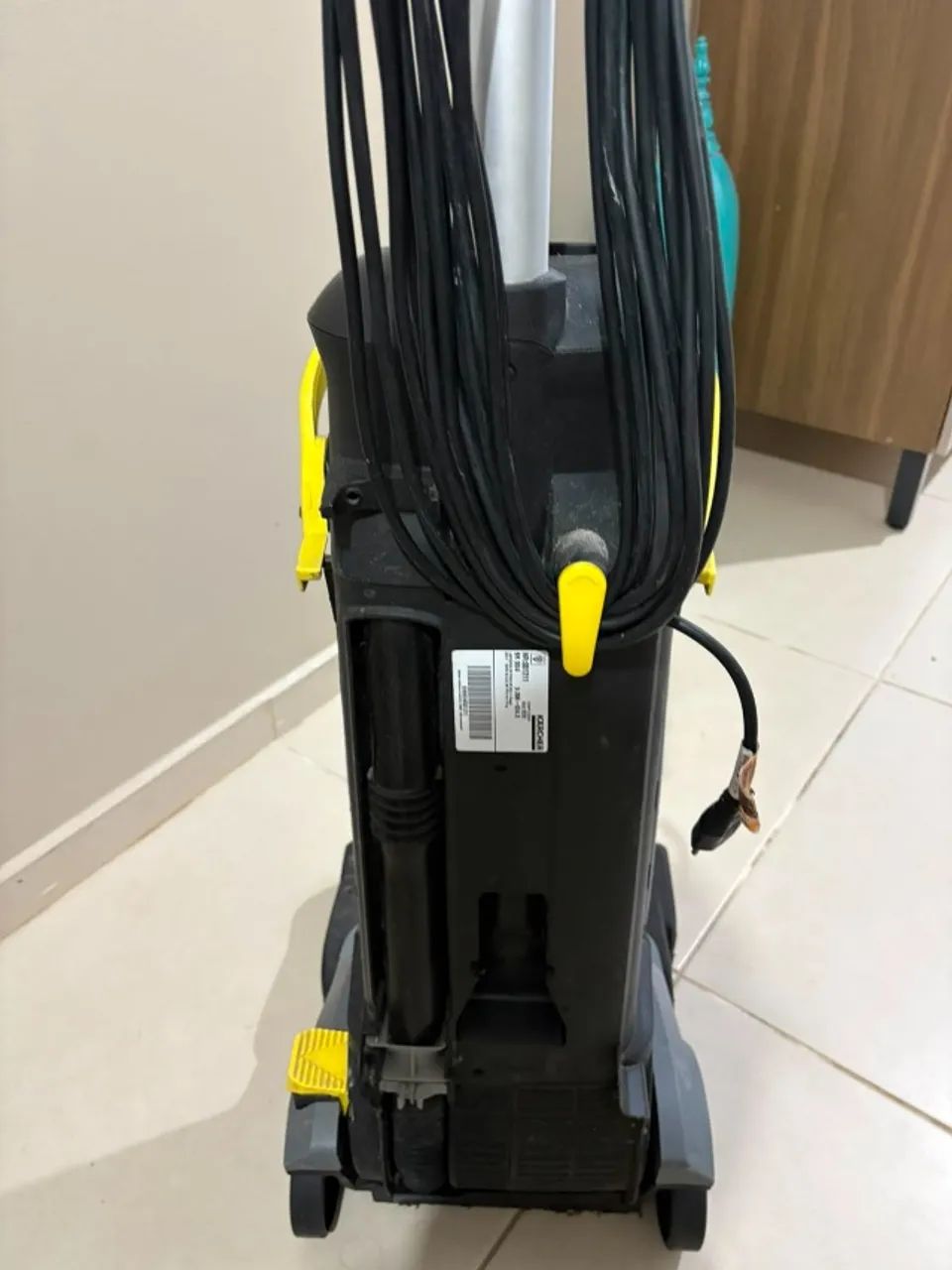 Lavadora e secadora de pisos Karcher - Foto 3