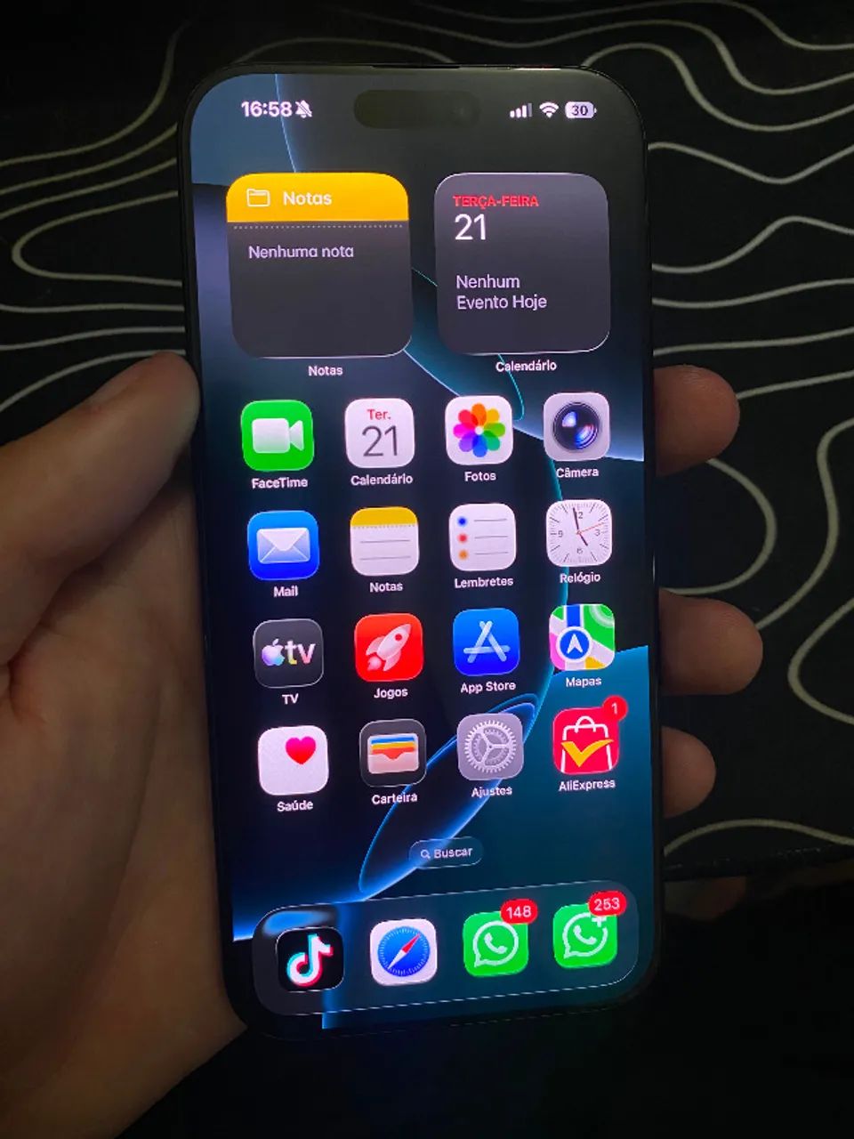 iPhone 16 Pro Max 256GB Preto - Foto 3