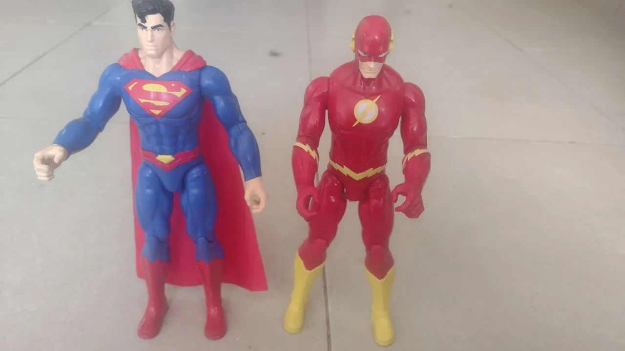 Figuras de ação Marvel e DC  - Foto 2