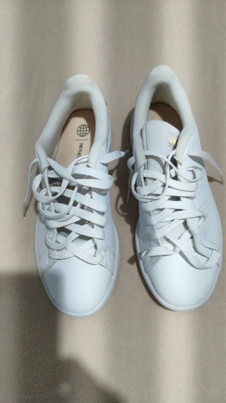 Tênis Adidas Branco - Tamanho 37 - Foto 2