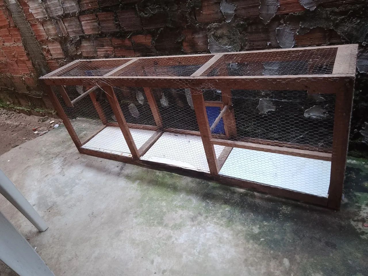 GAIOLA PARA PÁSSARO 