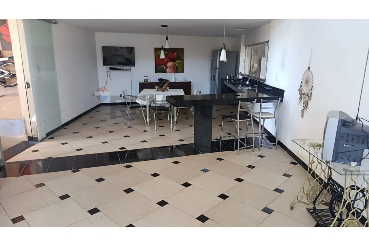 Prédio Residencial com Dois Apartamentos - Foto 3