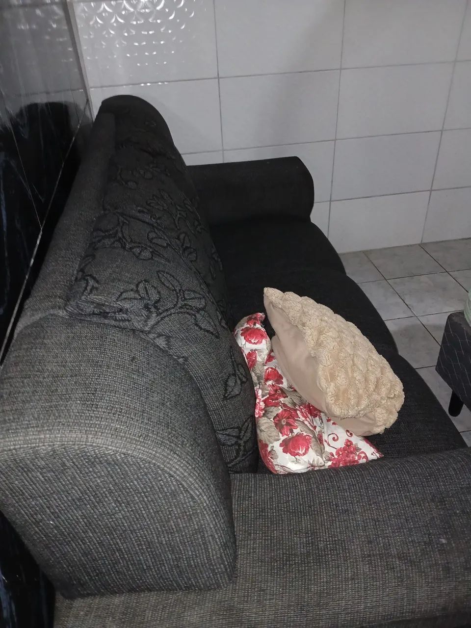 Sofa lindo e confortável 