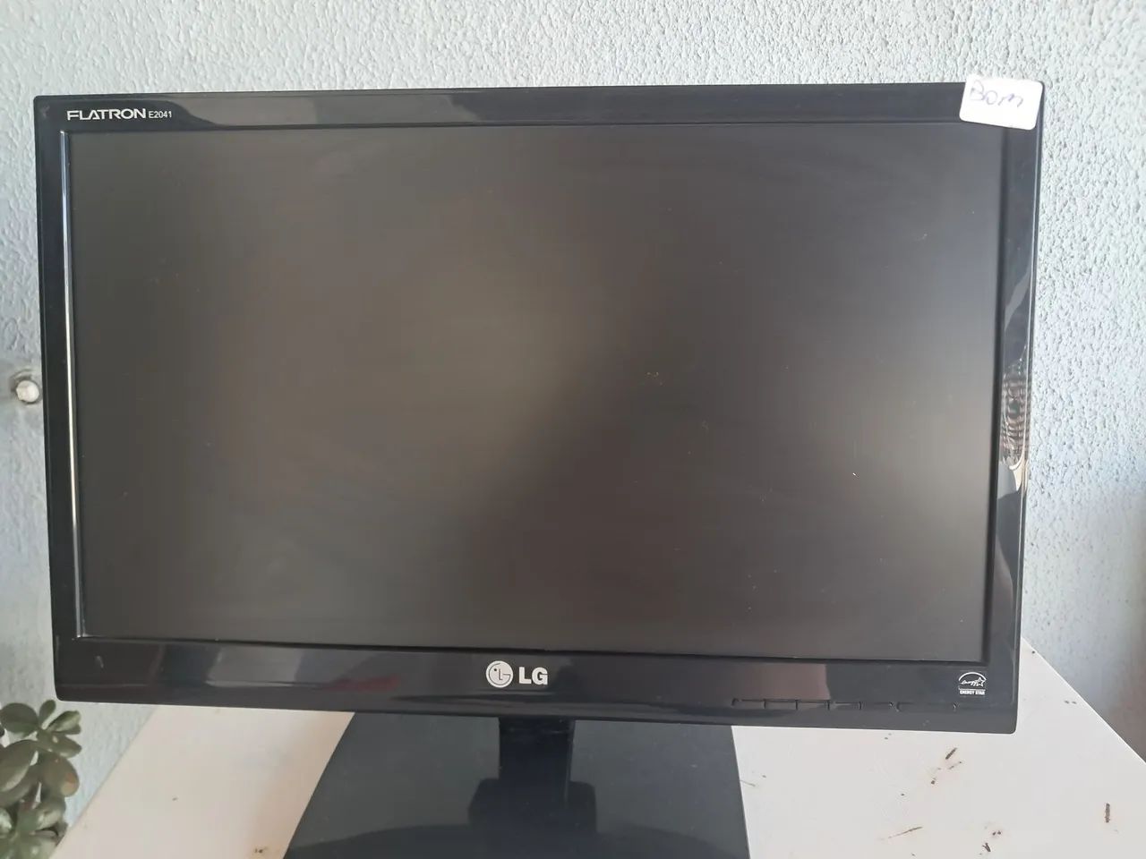 Monitor LG FLATRON E2041 de 20 polegada