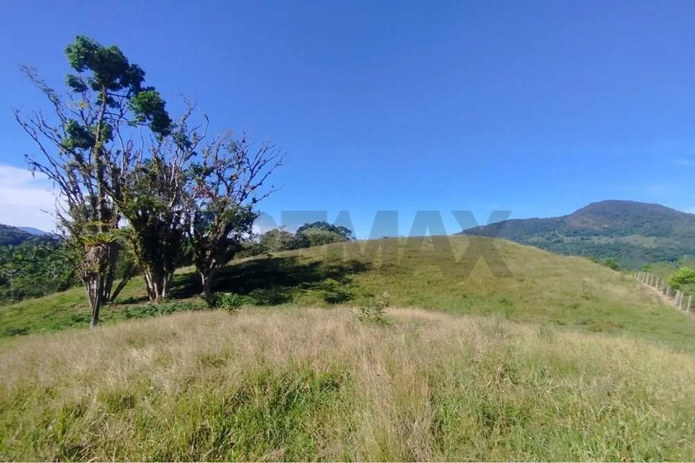 Excelente terreno para chácara em Rodeio!