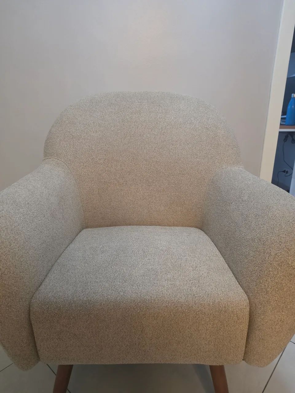 Poltrona para sala de estar em excelente estado - Foto 3