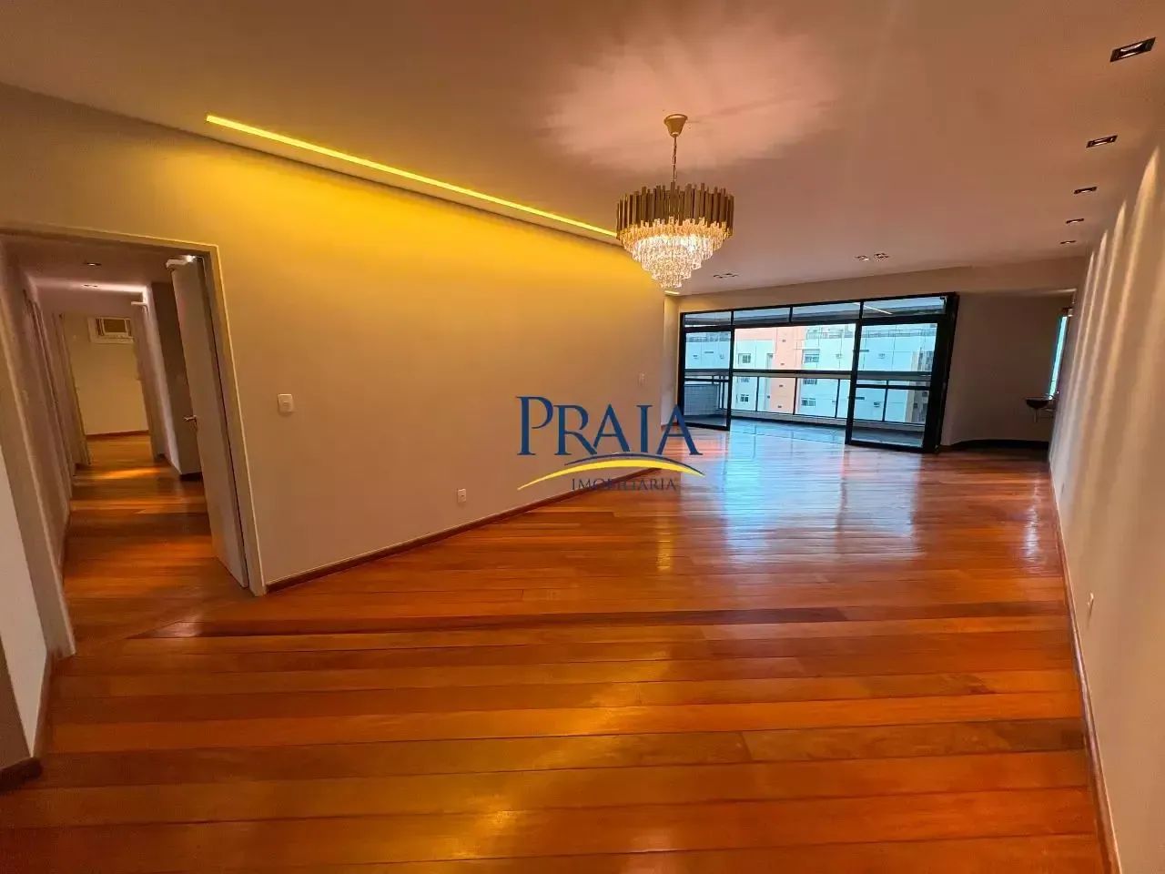 Apartamento com 4 Quartos para alugar, 300m² - Praia da Costa