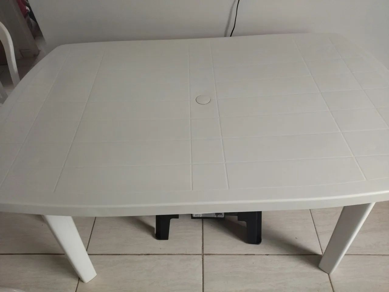 Mesa plástica Tramontina 