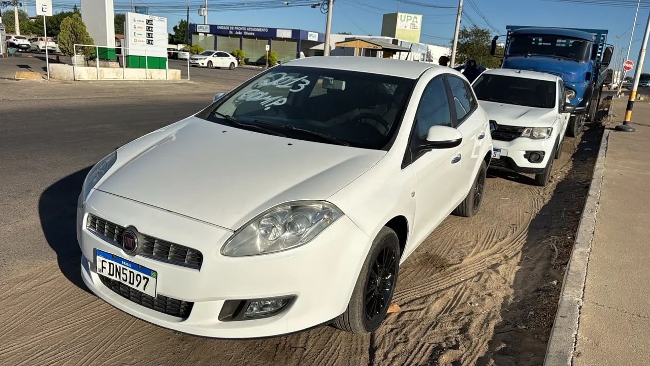 Fiat Bravo Bravo ESSENCE Dualogic 1.8 Flex 16V 5p 2013