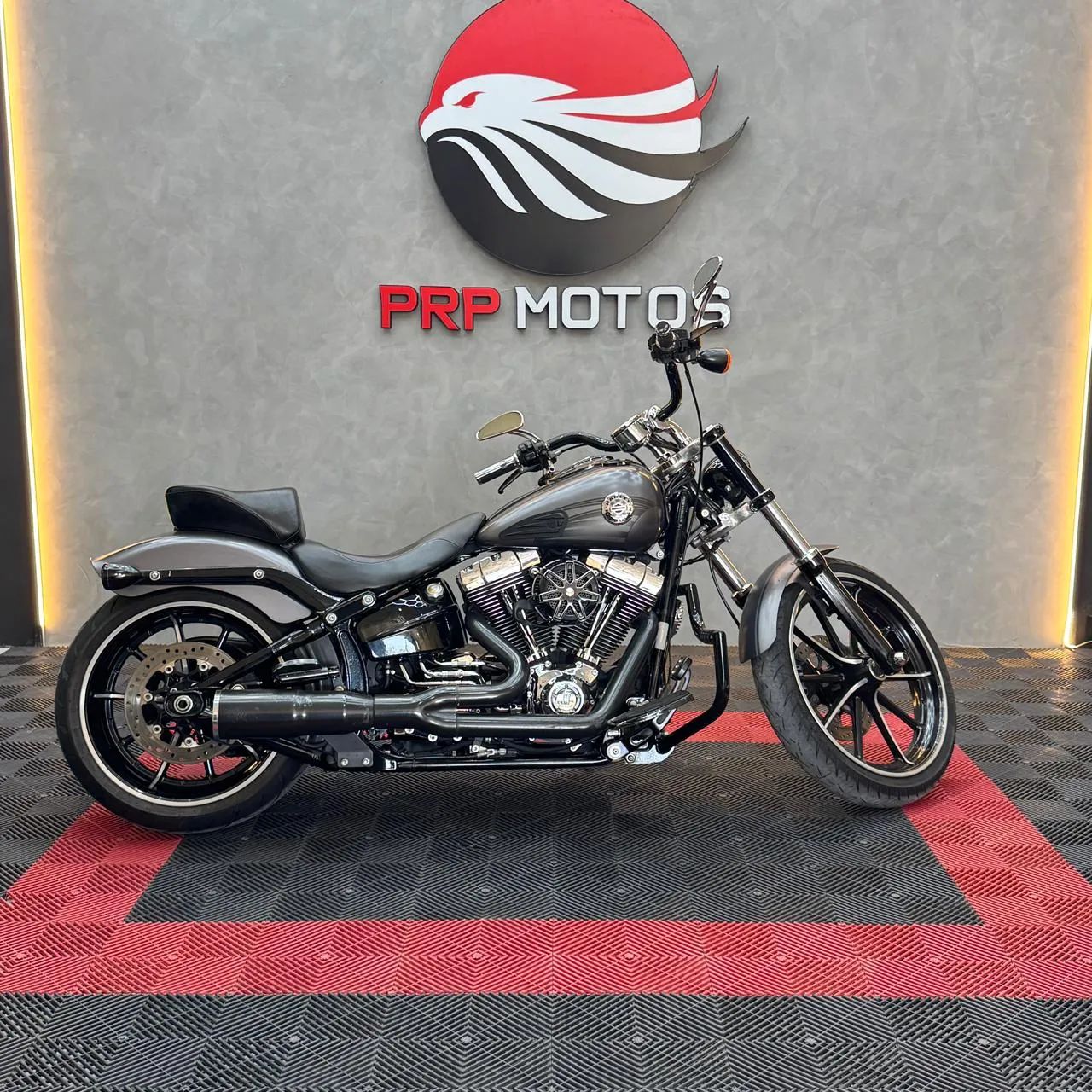 Harley-Davidson SOFTAIL BREAKOUT FXSB - Foto 2