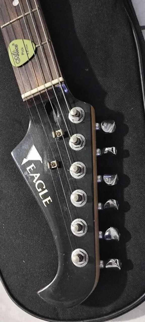 KIT GUITARRA EAGLE + CUBE BABY + ACESSÓRIOS - Foto 2