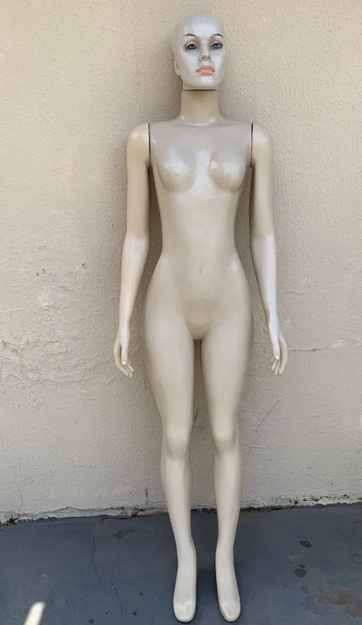 Manequins femininos  - Foto 4