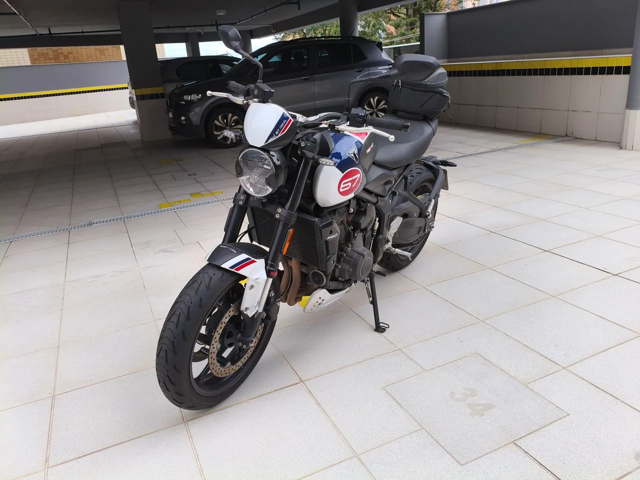 Motos Triumph Trident - Grande Florianópolis, Santa Catarina