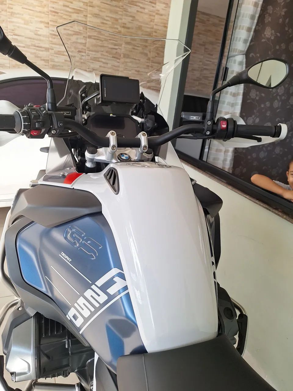 Vendo BMW 1250 ano 23/24 - Foto 2