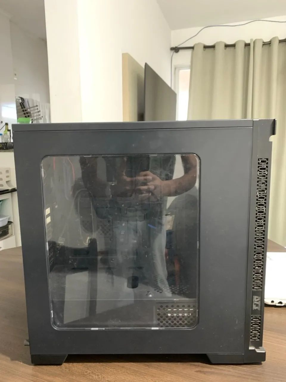 Gabinete Gamer Preto com Lateral Transparente - USB Frontal - Foto 2