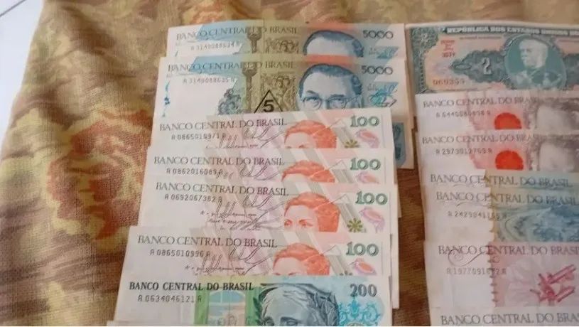 coleção de 29 notas de dinheiro antigas! - Foto 2