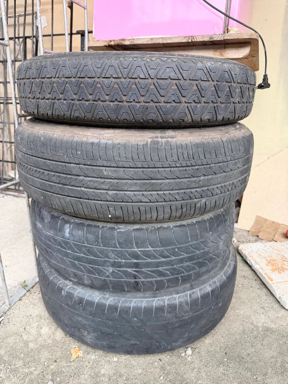 Vendo pneus e já te de ferro  - Foto 3