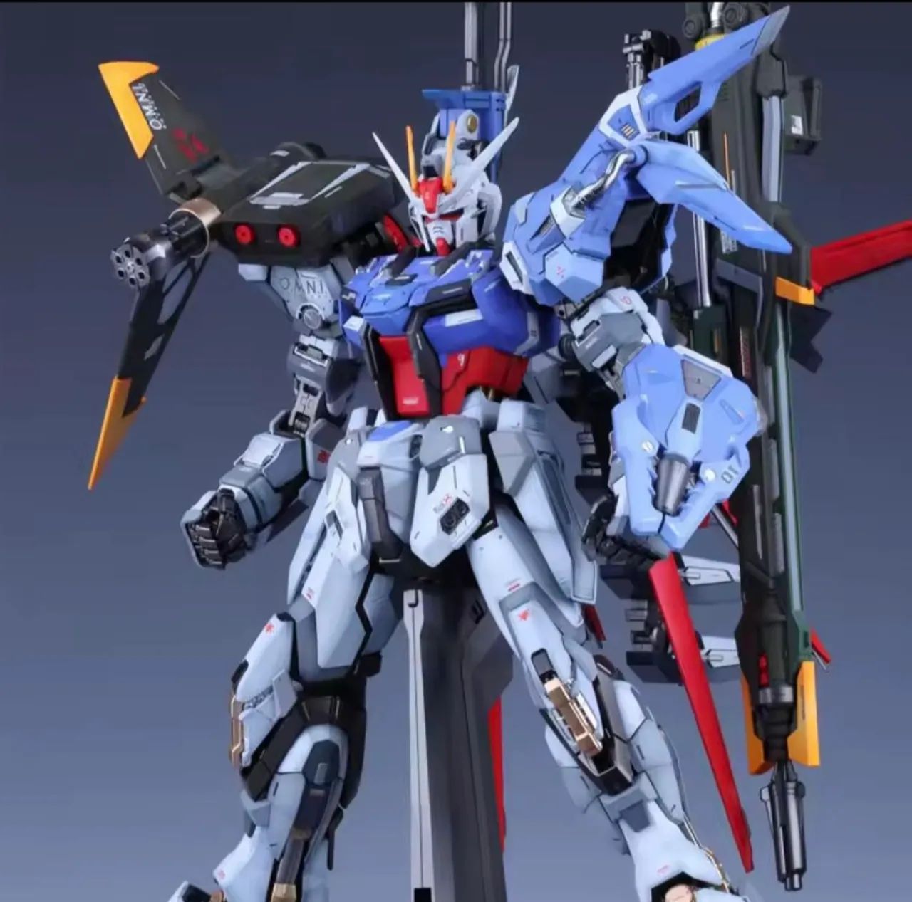 Gundam model kit robô de montar Azul